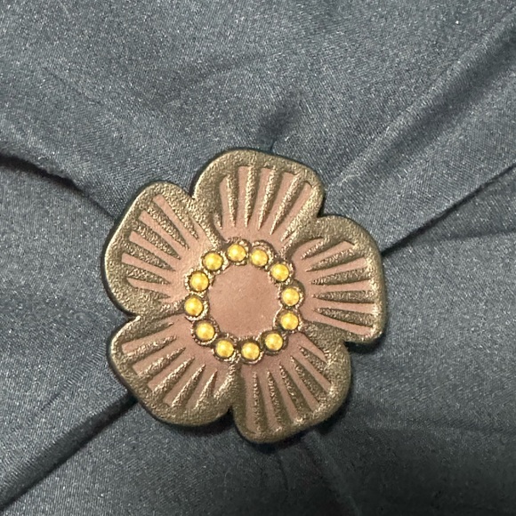 SOLD Coach Tea Roses (5) - Picture 12 of 13